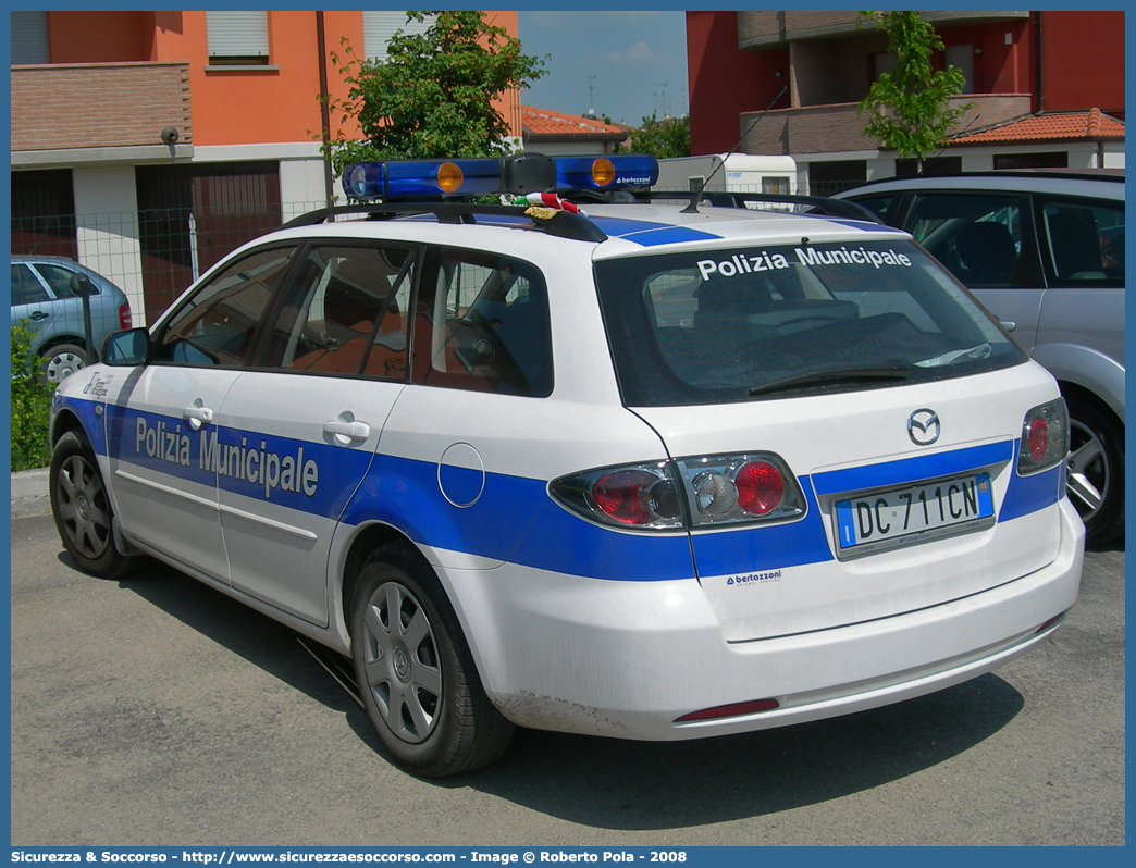 -
Polizia Municipale
Unione Terre d'Argine
Mazda 6 Wagon I serie
Allestitore Bertazzoni S.r.l.
Parole chiave: Polizia;Locale;Municipale;Terre d&#039;Argine;Terre Argine;Campogalliano;Carpi;Novi di Modena;Soliera;Mazda;6;Wagon;SW;S.W.;Bertazzoni