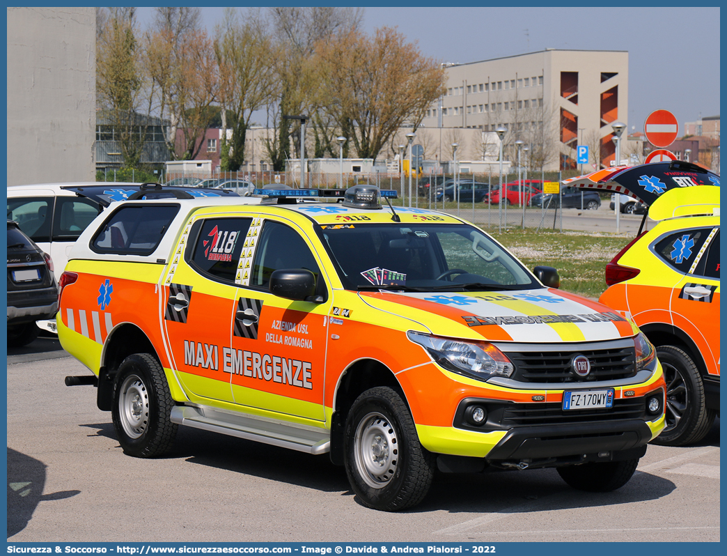 RA 04
118 Romagna Soccorso
Ambito Territoriale di Ravenna
Fiat Fullback
Allestitore Safety Car S.r.l.
Parole chiave: 118;Romagna;Ravenna;Soccorso;Fiat;Fullback;Safety Car