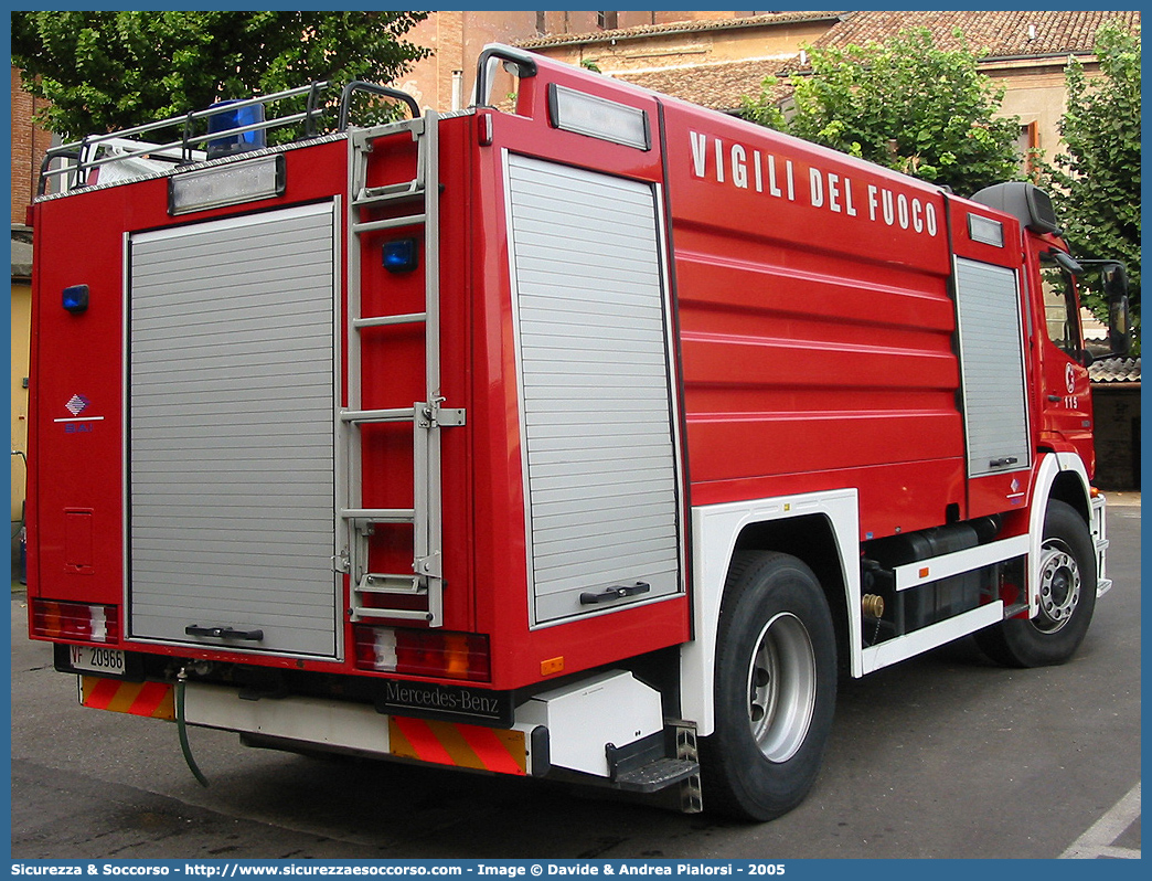 VF 20966
Corpo Nazionale Vigili del Fuoco
Mercedes Benz Atego 1828 I serie
Allestitore BAI S.r.l.
Parole chiave: Corpo;Nazionale;Vigili del Fuoco;Vigili;Fuoco;ABP;A.B.P.;AutoBottePompa;AutoBotte;Mercedes Benz;Atego;1828;BAI;B.A.I.