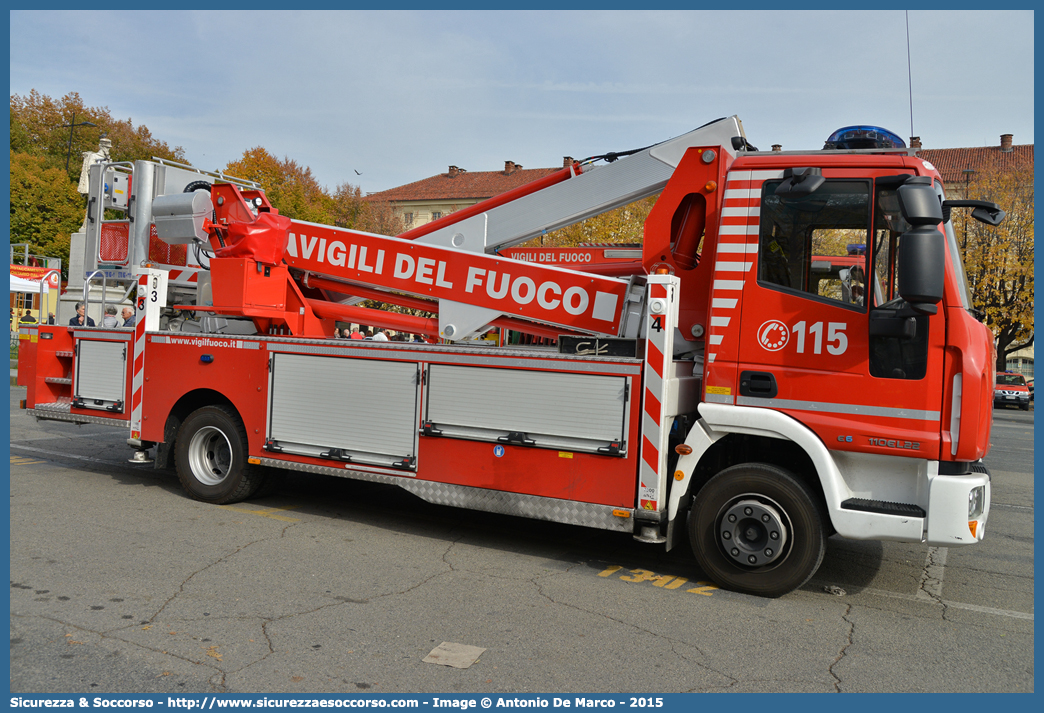 VF 27186
Corpo Nazionale Vigili del Fuoco
Iveco 110EL22 EuroCargo III serie
Allestitore Multitel Pagliero S.p.A.
Parole chiave: VF;V.F.;VVF;V.V.F.;Corpo;Nazionale;Vigili del Fuoco;Vigili;Fuoco;AutoScala;AS;Snorkel;Iveco;110EL22;EuroCargo;Multitel;Pagliero