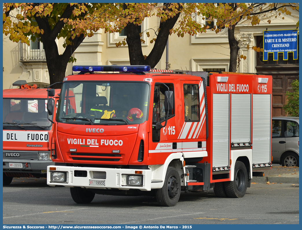 VF 19933
Corpo Nazionale Vigili del Fuoco
Iveco Magirus CityEuroFire
100E21 I serie
Ricondizionato Fortini S.r.l.
Parole chiave: VVF;V.V.F.;Corpo;Nazionale;Vigili;del;Fuoco;AutoPompaSerbatoio;APS;A.P.S.;Iveco;Magirus;EuroFire;100E21