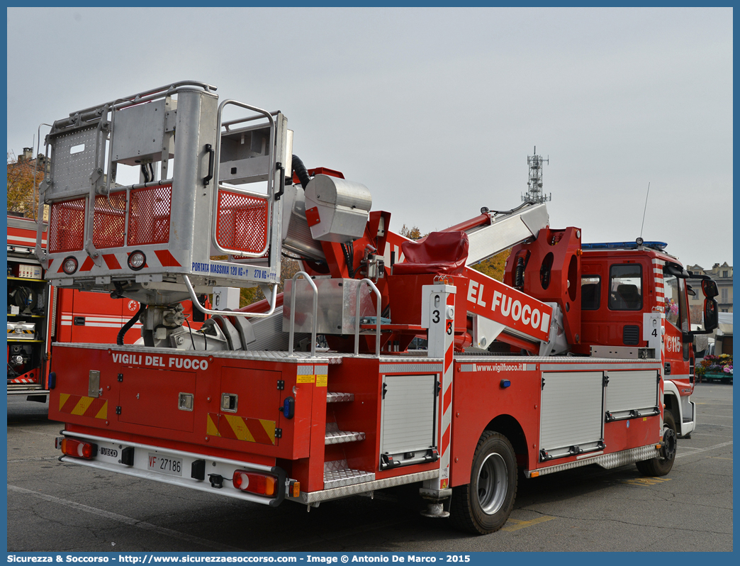 VF 27186
Corpo Nazionale Vigili del Fuoco
Iveco 110EL22 EuroCargo III serie
Allestitore Multitel Pagliero S.p.A.
Parole chiave: VF;V.F.;VVF;V.V.F.;Corpo;Nazionale;Vigili del Fuoco;Vigili;Fuoco;AutoScala;AS;Snorkel;Iveco;110EL22;EuroCargo;Multitel;Pagliero