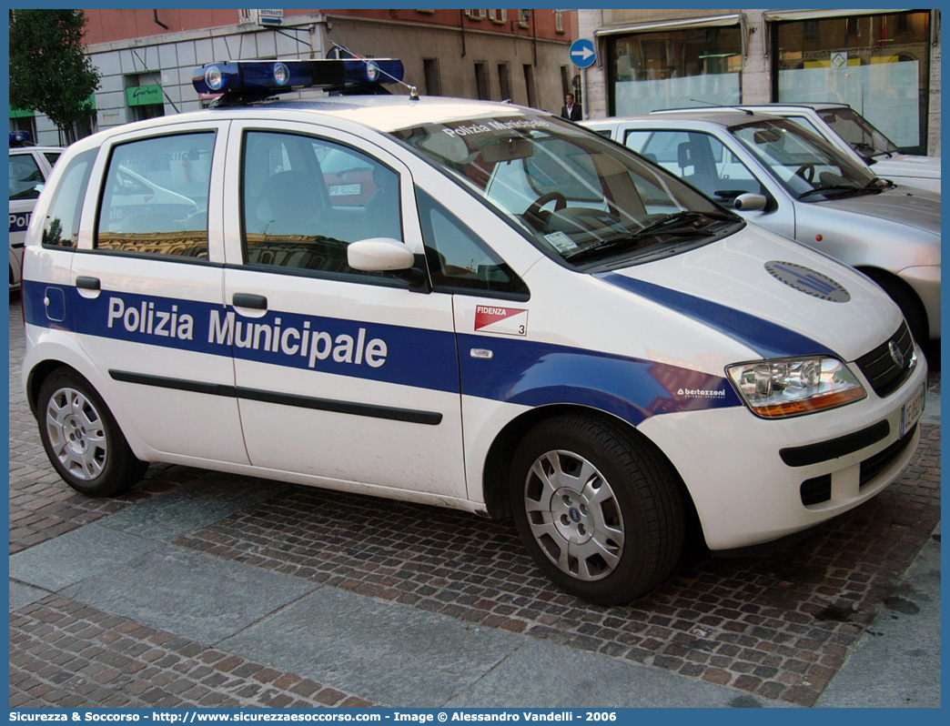 -
Polizia Municipale
Comune di Fidenza
Fiat Idea
Allestitore Bertazzoni S.r.l.
Parole chiave: Polizia;Locale;Municipale;Fidenza;Fiat;Idea;Bertazzoni