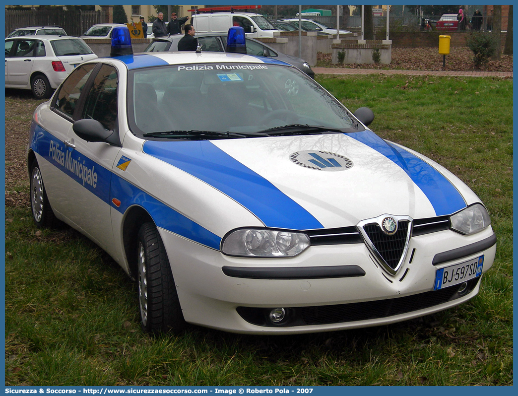 -
Polizia Municipale
Comune di San Felice sul Panaro
Alfa Romeo 156 I serie
Parole chiave: Polizia;Locale;Municipale;San Felice sul Panaro;Alfa Romeo;156