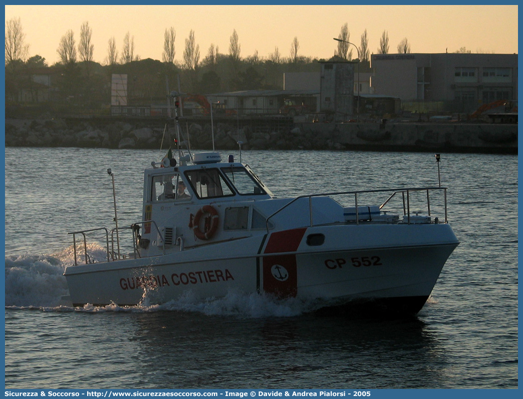 CP 552
Corpo delle Capitanerie di Porto
Guardia Costiera
Vedetta Costiera Classe 512
Parole chiave: Guardia;Costiera;Capitaneria;Capitanerie;Porto;Vedetta;Vedette;Costiera;Costiere;Classe;512;CP;C.P.;G.C.;GC;CP552;CP 552