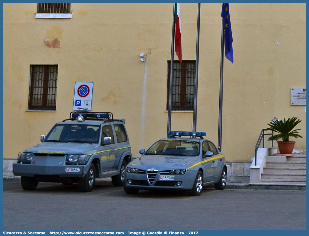 GdiF 823BD
Guardia di Finanza
Alfa Romeo 159
Allestitore Elevox S.r.l.
(Fornitura Regione Puglia)
Parole chiave: GdiF;GDF;GF;Guardia;Finanza;Alfa;Romeo;159;Fornitura;Regione;Puglia