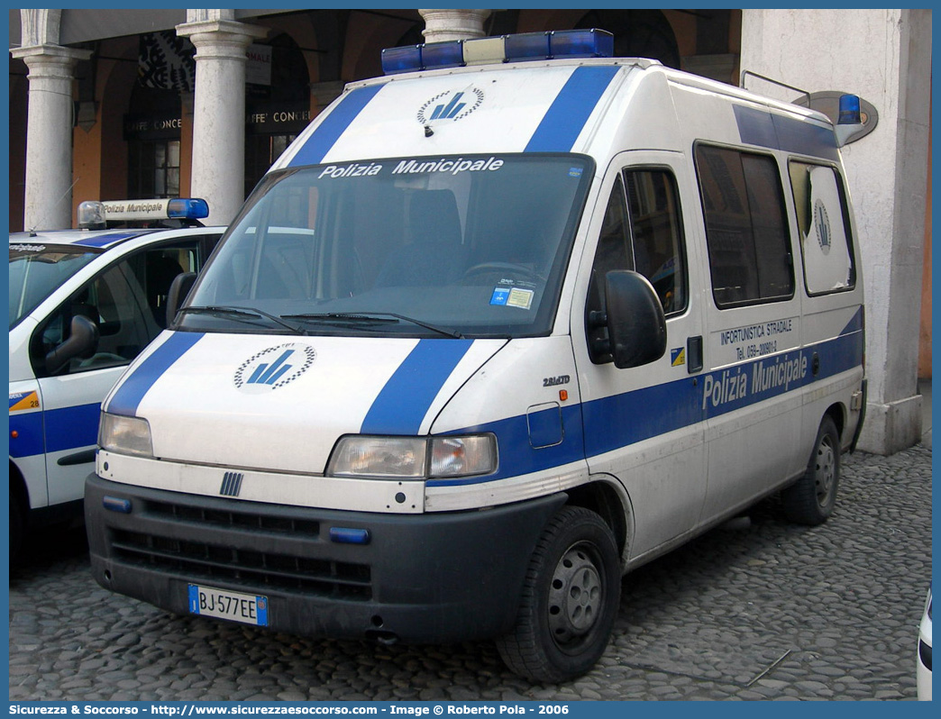 -
Polizia Municipale
Comune di Modena
Fiat Ducato II serie
Parole chiave: Polizia;Locale;Municipale;Modena;Fiat;Ducato