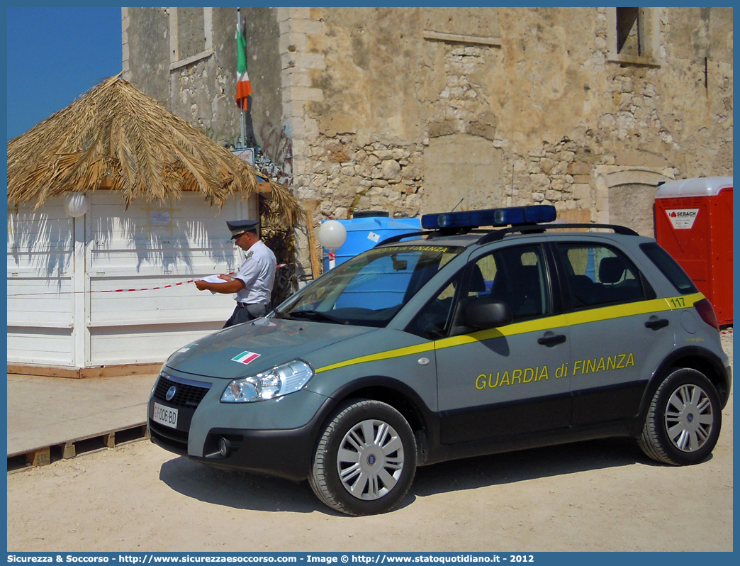 GdiF 006BD
Guardia di Finanza
Fiat Sedici I serie
Parole chiave: GdiF;G.D.F.;GDF;Guardia;di;Finanza;Fiat;Sedici;006 BD;006BD