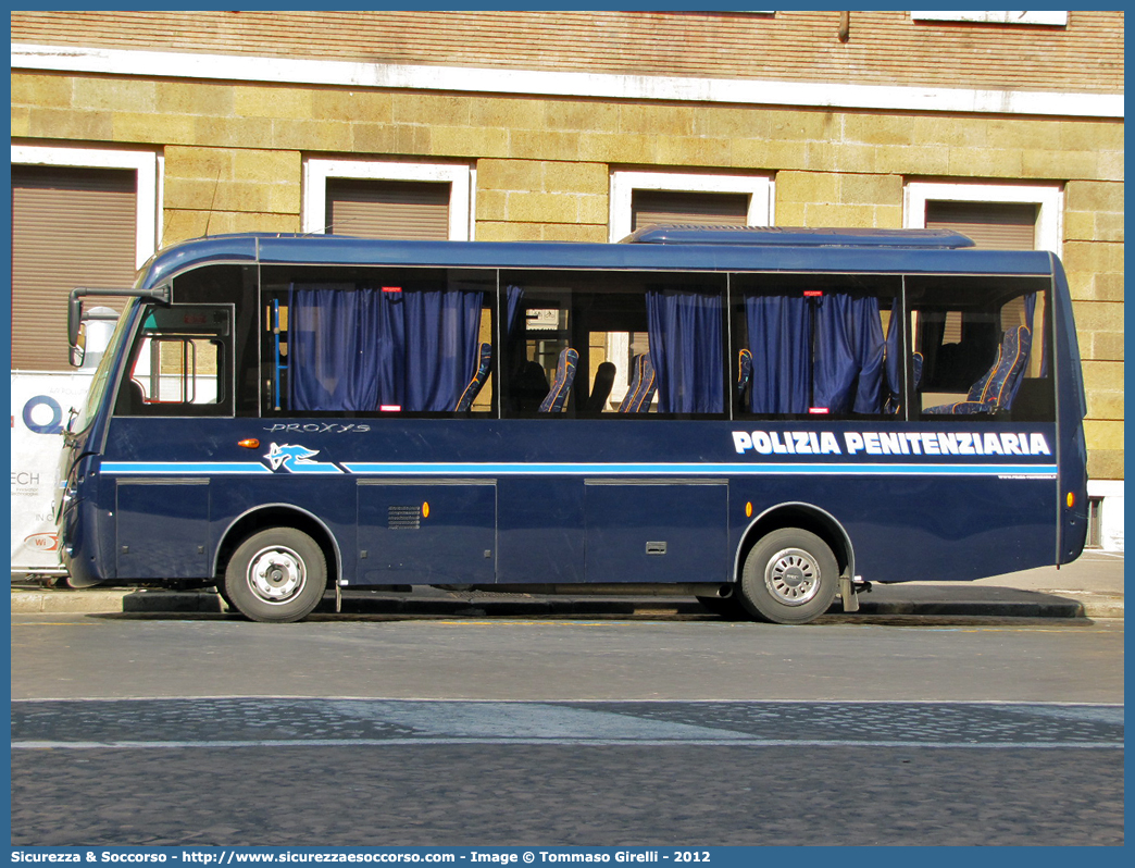 Polizia Penitenziaria 671AE
Polizia Penitenziaria
Iveco Irisbus Proxys
Parole chiave: PP;P.P.;Pol.Pen.;PolPen;AdiC;A.diC.;Agenti;di;Custodia;Polizia;Penitenziaria;Nucleo;Traduzioni;Piantonamenti;Iveco;Irisbus;Proxys