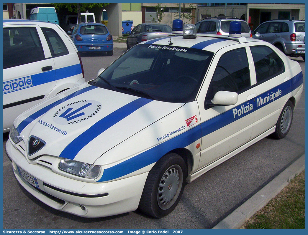 -
Polizia Municipale
Comune di Vezzano sul Crostolo
Alfa Romeo 146
Parole chiave: Polizia;Locale;Municipale;Vezzano sul Crostolo;Alfa Romeo;146