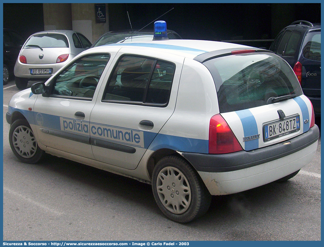 -
Polizia Comunale
Comune di Brugnera
Renault Clio II serie
Parole chiave: Polizia;Locale;Comunale;Municipale;Brugnera;Renault;Clio