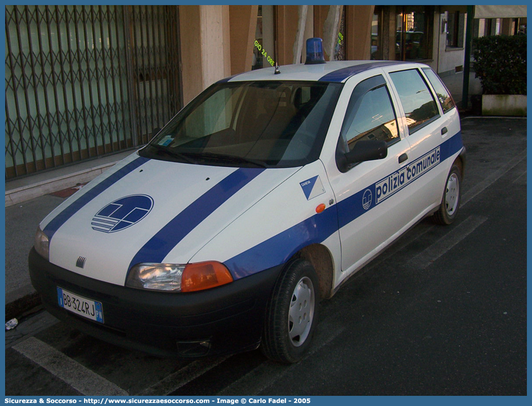 -
Polizia Comunale
Comune di Caneva
Fiat Punto I serie
Parole chiave: PL;P.L.;PM;P.M.;Polizia;Locale;Comunale;Municipale;Caneva;Fiat;Punto