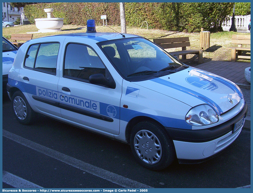 -
Polizia Comunale
Comune di Brugnera
Renault Clio II serie
Parole chiave: Polizia;Locale;Comunale;Municipale;Brugnera;Renault;Clio