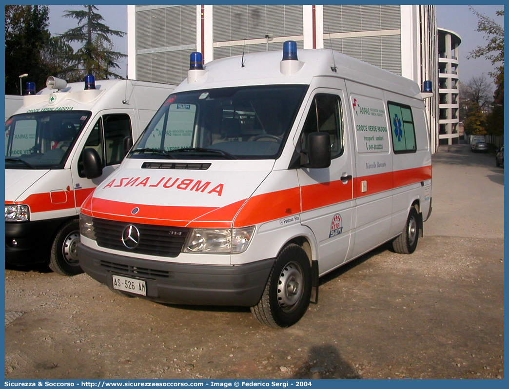 110
Pia Opera Croce Verde Padova
Mercedes Benz Sprinter 314 I serie
Allestitore MAF S.n.c.
Parole chiave: Pia;Opera;Croce;Verde;Padova;Mercedes;Benz;Sprinter;314;M.A.F.;MAF;Ambulanza