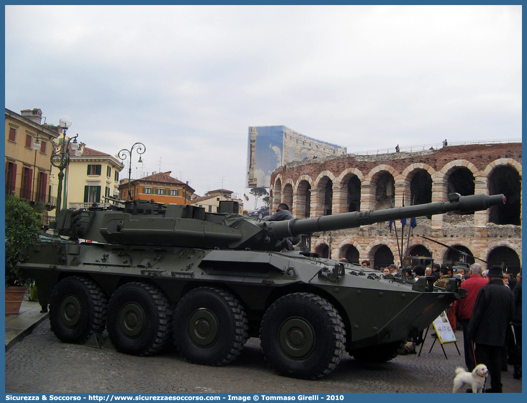 EI 118657
Esercito Italiano
Mezzi da Combattimento
Iveco Oto-Melara VBPA Centauro 8x8
Parole chiave: EI;E.I.;Esercito;Italiano;Iveco;Oto;Melara;VBPA;V.B.P.A.;Centauro