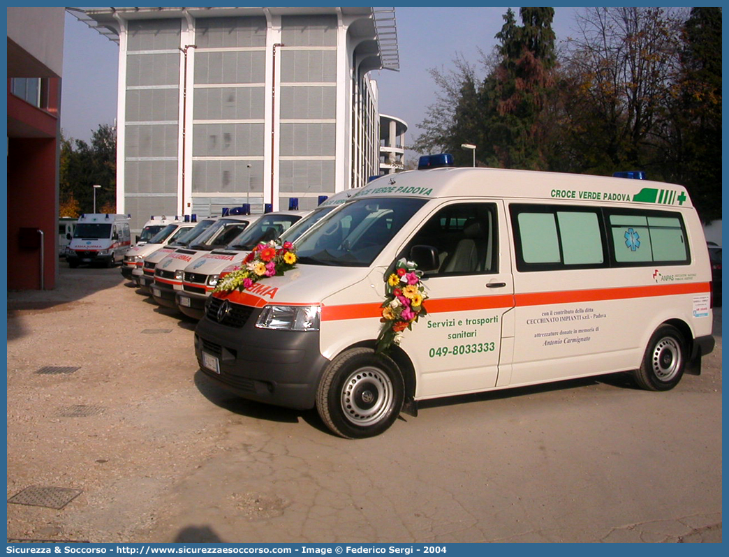 142
Pia Opera Croce Verde Padova
Volkswagen Transporter T5
Allestitore MAF S.n.c.
Parole chiave: Pia;Opera;Croce;Verde;Padova;Ambulanza;Volkswagen;Transporter;T5