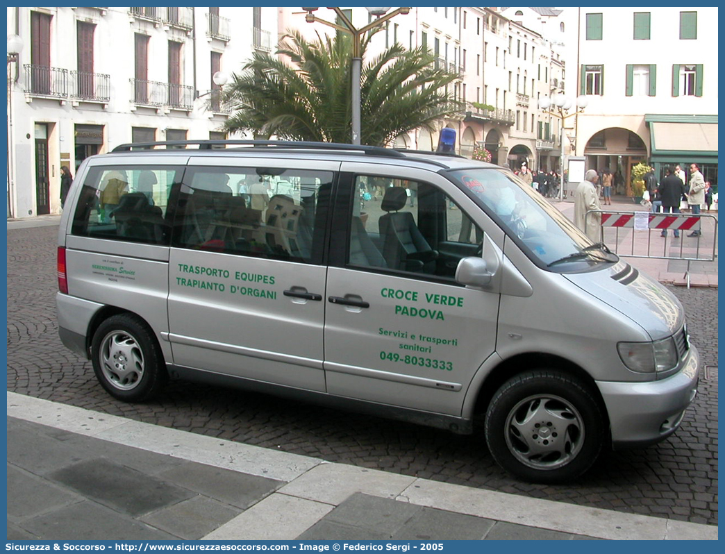 145
Pia Opera Croce Verde Padova
Mercedes Benz Classe V I serie restyling
Parole chiave: Pia;Opera;Croce;Verde;Padova;Mercedes;Benz;Vito;Trasporto;Organi;Equipe;Espianti