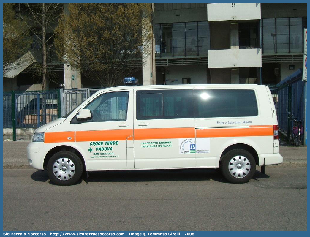 157
Pia Opera Croce Verde Padova
Volkswagen Transporter T5 Caravelle
Allestitore Bollanti S.r.l.
Parole chiave: Pia;Opera;Croce;Verde;Padova;Ambulanza;Volkswagen;Transporter;T5;Trasporto;Organi;Equipe;Espianti;Bollanti