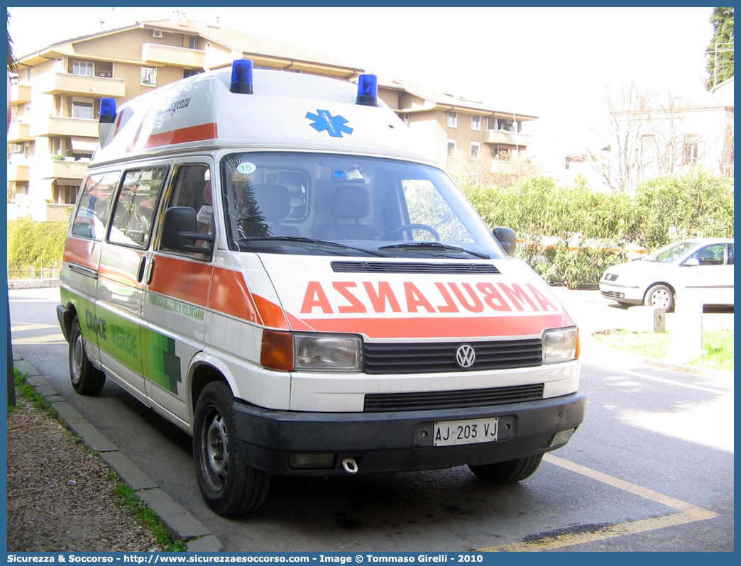 15
Croce Verde Verona
Volkswagen Transporter T4
Parole chiave: Croce Verde;CV;C.V.;Verona;Pubblica;Assistenza;Ambulanza;Volkswagen;Transporter T4;15