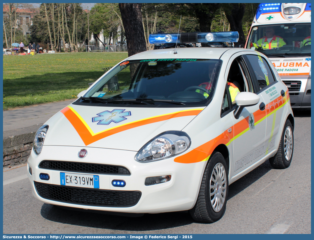 192
Pia Opera Croce Verde Padova
Fiat Punto IV serie
Allestitore Rasotto S.r.l. 
Parole chiave: Pia;Opera;Croce;Verde;Padova;Fiat;Punto;Rasotto;Trasporto;Organi;Equipe;Espianti