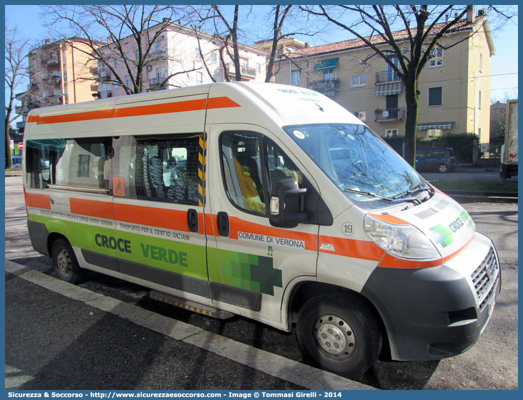 19
Croce Verde Verona
Fiat Ducato III serie
Parole chiave: Croce Verde;CV;C.V.;Verona;Pubblica;Assistenza;Fiat;Ducato;X250