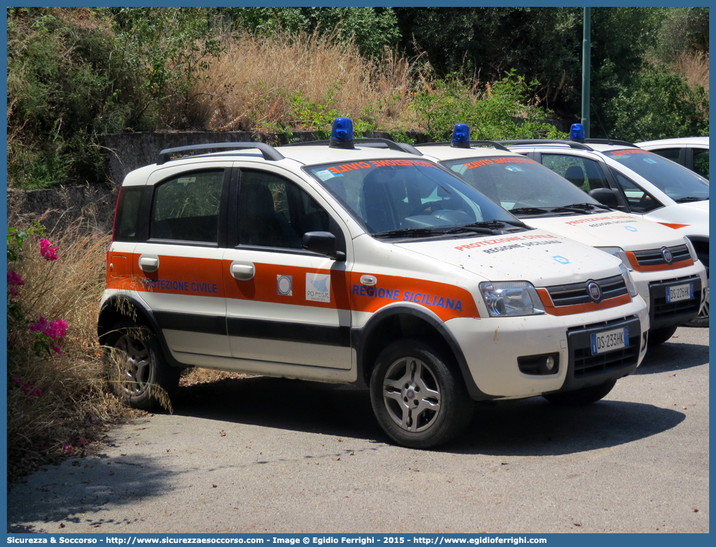 -
Protezione Civile
Regione Siciliana
Fiat Panda 4x4 I serie restyling
Parole chiave: PC;P.C.;Protezione;Civile;Regione;Siciliana;Fiat;Panda;4x4