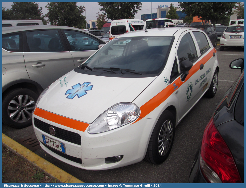 61/320
P.A. Croce Bianca Imperia
Fiat Grande Punto
Allestitore MAF S.n.c.
Parole chiave: P.A.;PA;Croce;Bianca;Imperia;Fiat;Grande;Punto;Mariani;Alfredo;MAF;M.A.F.