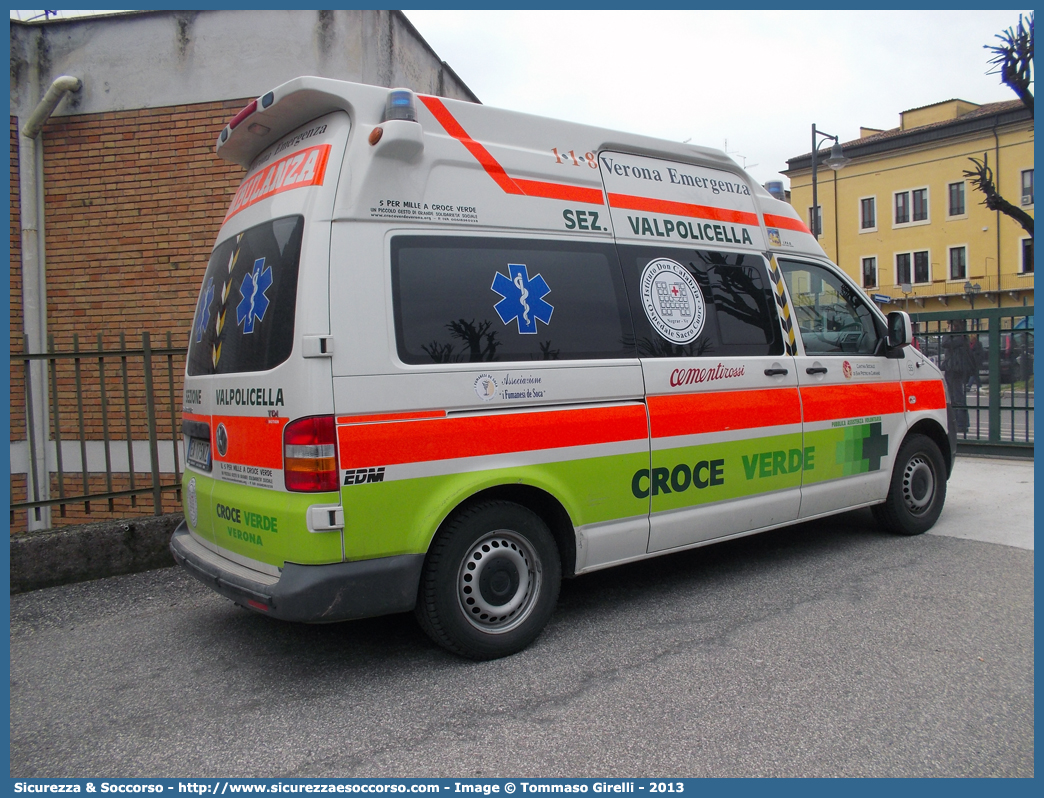 55
Croce Verde Verona
Volkswagen Transporter T5
Sezione Valpolicella
Allestitore EDM S.r.l. Srl
Parole chiave: Croce Verde;CV;C.V.;Verona;Pubblica;Assistenza;Ambulanza;Volkswagen;Transporter;T5;EDM