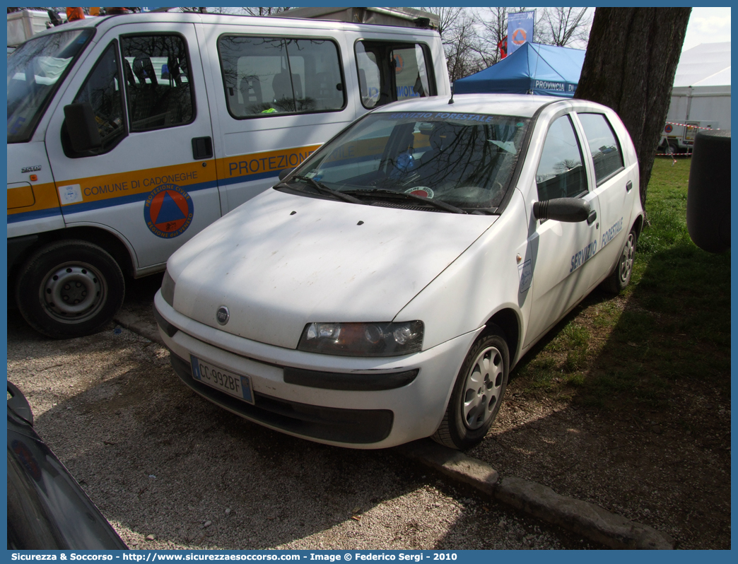 602
Regione Veneto
Servizio Forestale Regionale
Fiat Punto II serie
Parole chiave: Regione;Veneto;Servizio;Forestale;Regionale;Fiat;Punto