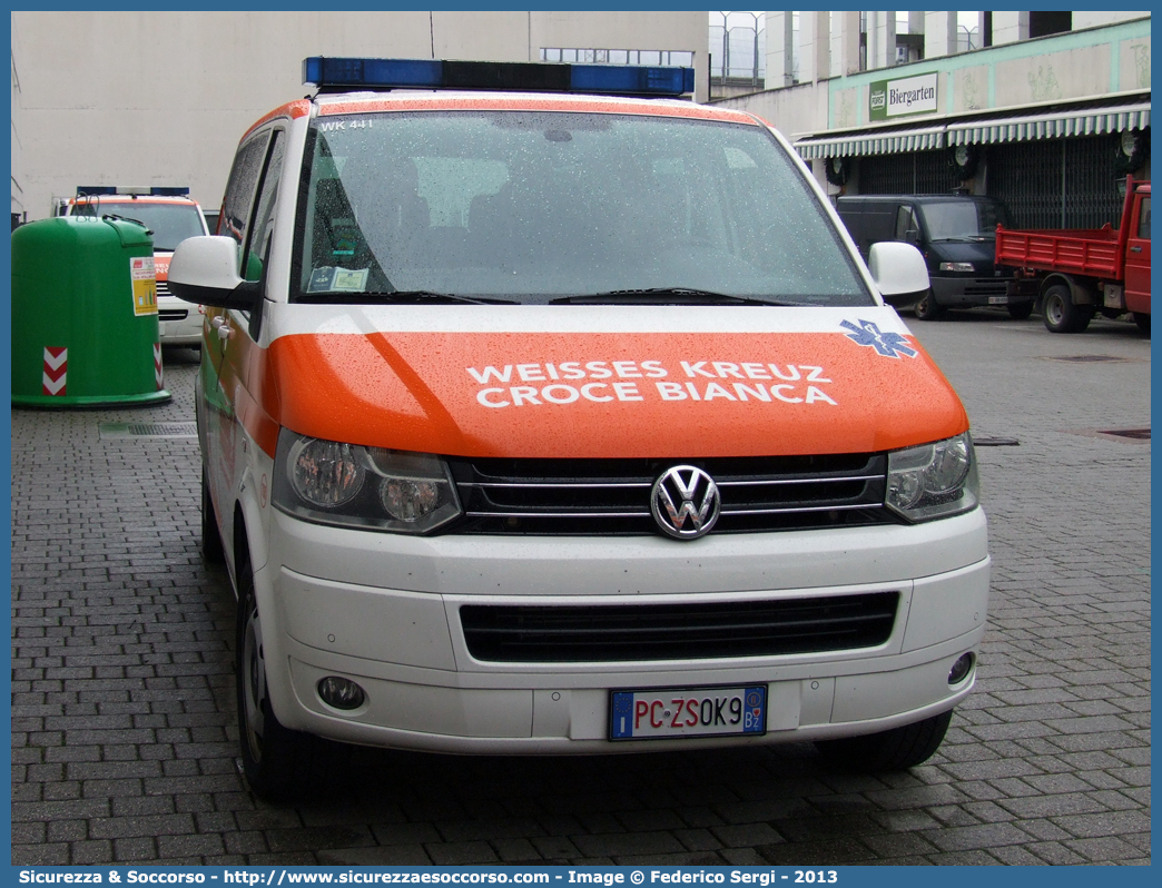 708 (WK 441)
Croce Bianca - Weisses Kreuz
Sezione Bolzano - Sektion Bozen
Volkswagen Transporter T5 restyling
Parole chiave: Croce Bianca;Weisses Kreuz;WK;Sezione;Bolzano;Sektion;Bozen;Volkswagen;Transporter;T5