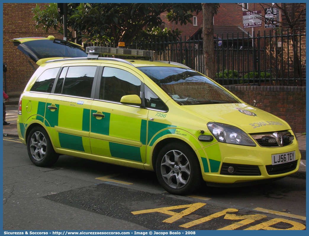 7356
United Kingdom of Great Britain and Northern Ireland
London Ambulance Service
Vauxhall Zafira II generation
Parole chiave: United;Kingdom;Great;Britain;Northern;Ireland;London;Ambulance;Service;RRV;R.R.V.;Rapid;Response;Vehicle;Unit;Vauxhall;Zafira