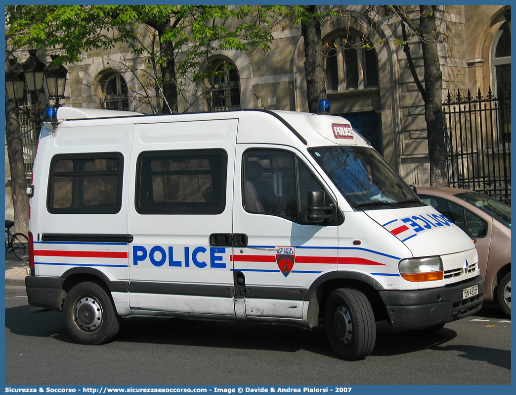 -
République Française
Police Nationale
Renault Master II generation
Parole chiave: Repubblica;Francese;République;Française;Police;Nationale;Polizia;Nazionale;Renault;Master