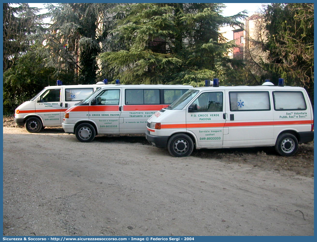 94
Pia Opera Croce Verde Padova
Volkswagen Transporter T4
(passo corto)
Allestitore MAF S.n.c.
Parole chiave: Pia;Opera;Croce;Verde;Padova;Ambulanza;Volkswagen;Transporter;T4