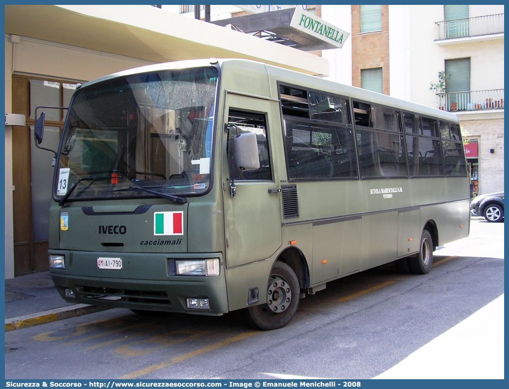 AM AI790
Aeronautica Militare Italiana
Iveco Cacciamali 100E18
Scuola Marescialli AM
Viterbo
Parole chiave: AMI;A.M.I.;Aeronautica;Militare;Italiana;Iveco;Cacciamali;100E18