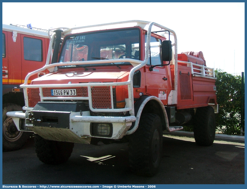 CCF 181
République Française
SDIS 33 de la Gironde
Camion Citerne Forestier
Mercedes Benz Unimog U 1550L
Parole chiave: République;Française;SDIS;S.D.I.S.;Service;Départemental;Incendie;Secours;33;St.;Jean;Illac;CCF;Camion;Citerne;Forestie;Unimog;U;1550L