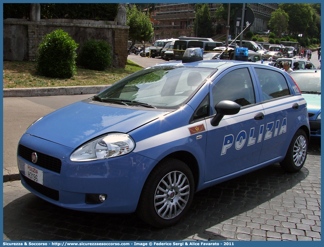 Polizia H3196
Polizia di Stato
Reparto Mobile
Fiat Grande Punto
Parole chiave: PS;P.S.;Polizia;Polizia di Stato;Reparto Mobile;Fiat;Grande Punto