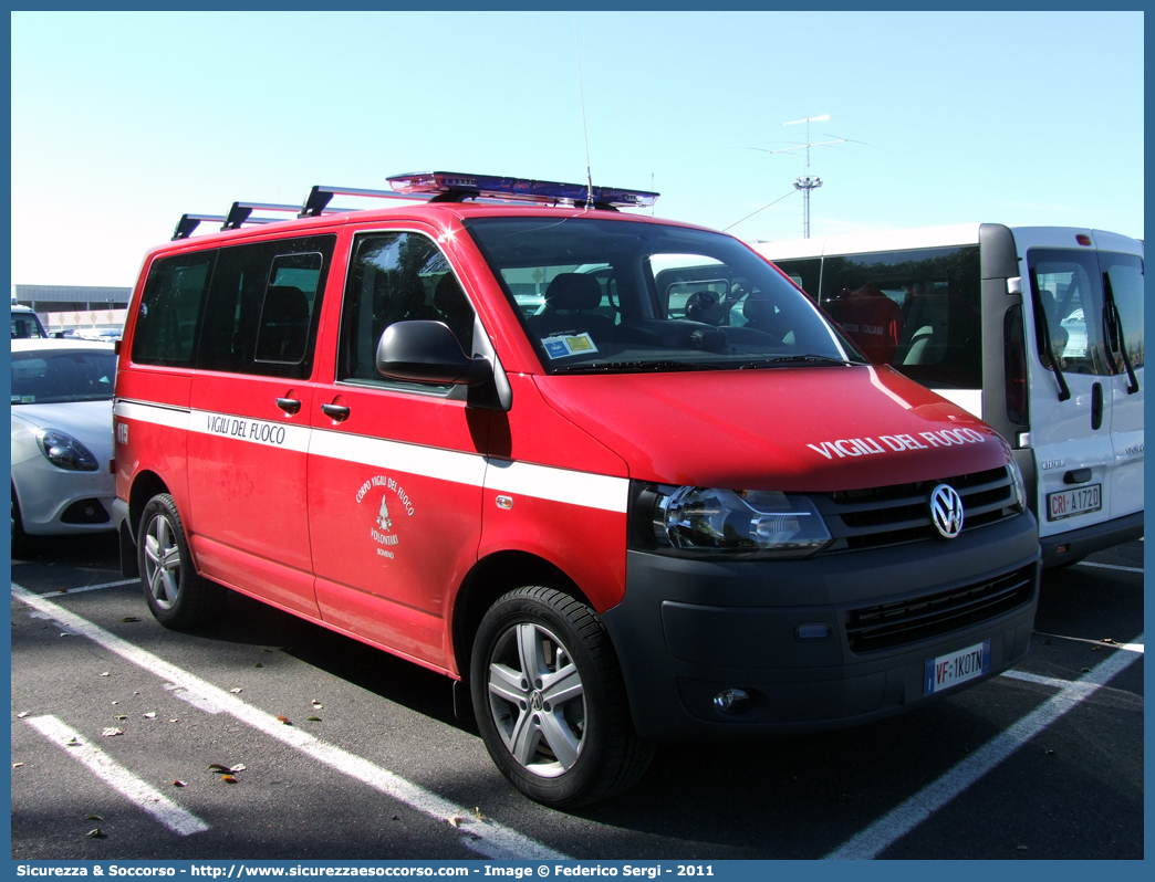 VF 1K0TN
Corpo Vigili del Fuoco Volontari Romeno
Volkswagen Transporter T5 restyling
Parole chiave: VF;V.F.;Vigili del Fuoco;Vigili;Fuoco;Volontari;Romeno;Volkswagen;Transporter;T5