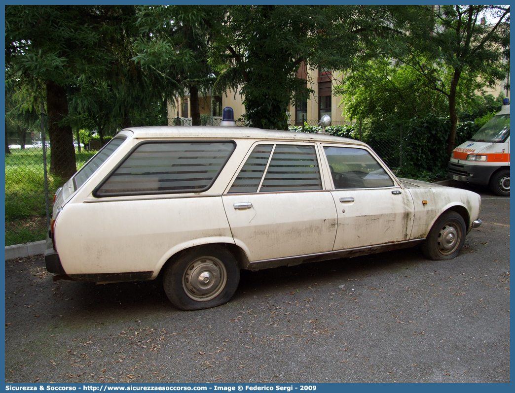 -
P.O. Croce Verde Padova
Museo "Francesco Aguggiaro"
Peugeot 504
Parole chiave: CV;C.V.;Croce;Verde;Padova;Museo;Storico;Storica;Francesco;Aguggiaro;Peugeot;504