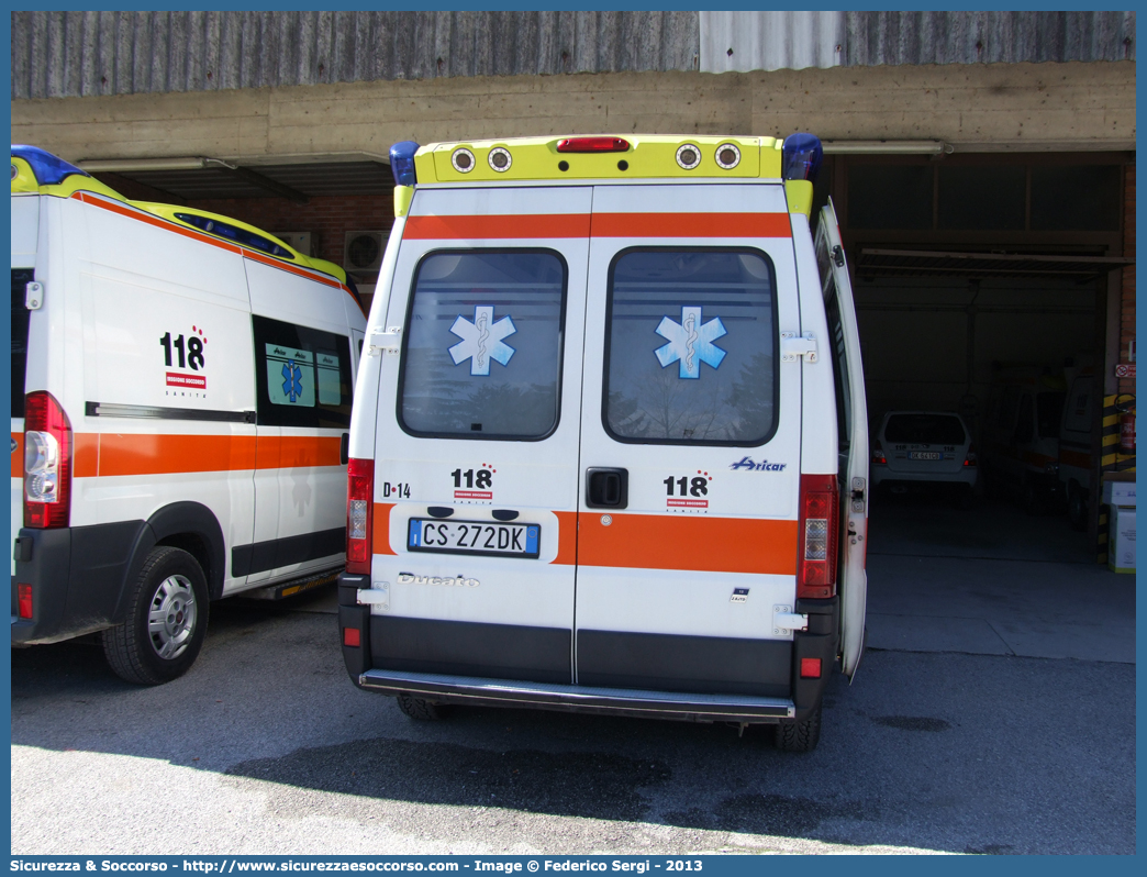 D14
118 Udine
Fiat Ducato II serie restyling
Allestitore Aricar S.p.A.
Parole chiave: 118;Udine;Azienda;Ospedaliero;Ospedaliera;Universitaria;Santa;Maria;Misericordia;Ambulanza;Autoambulanza;Fiat;Ducato;Aricar;D14;D 14;D.14