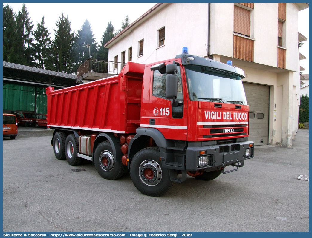 VF 25564
Corpo Nazionale Vigili del Fuoco
Iveco EuroTrakker 410E47
Parole chiave: VF;V.F.;VVF;V.V.F.;Corpo;Nazionale;Vigili del Fuoco;Iveco;EuroTrakker;410E47