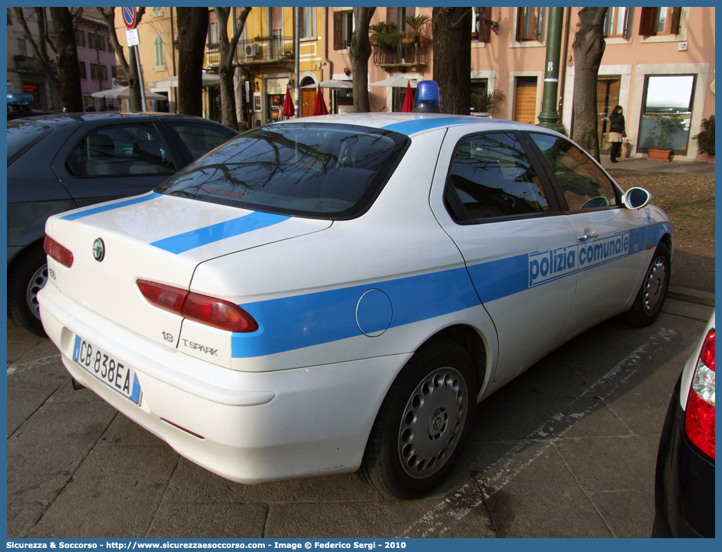 -
Polizia Comunale
Comune di Grado
Alfa Romeo 156 I serie
Parole chiave: Polizia;Locale;Comunale;Municipale;Grado;Alfa;Romeo;156