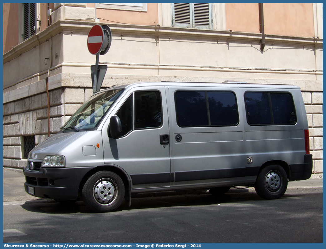 -
Presidenza della Repubblica
Fiat Ducato II serie restyling
Ambulanza Presidenziale
Parole chiave: Presidenza;Repubblica;Fiat;Ducato;Ambulanza