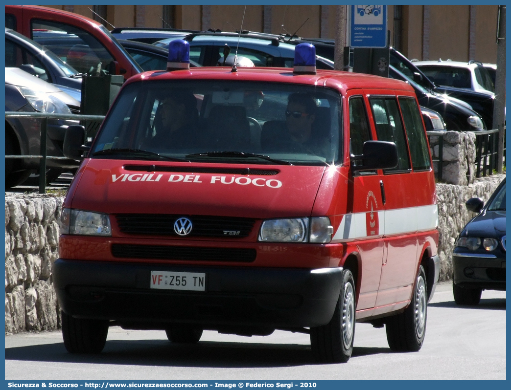 VF Z55TN
Corpo Vigili del Fuoco Volontari Caldonazzo
Volkswagen Transporter T4 restyling
Parole chiave: VF;V.F.;Vigili del Fuoco;Vigili;Fuoco;Volontari;Caldonazzo;Volkswagen;Transporter T4 restyling;Z55TN