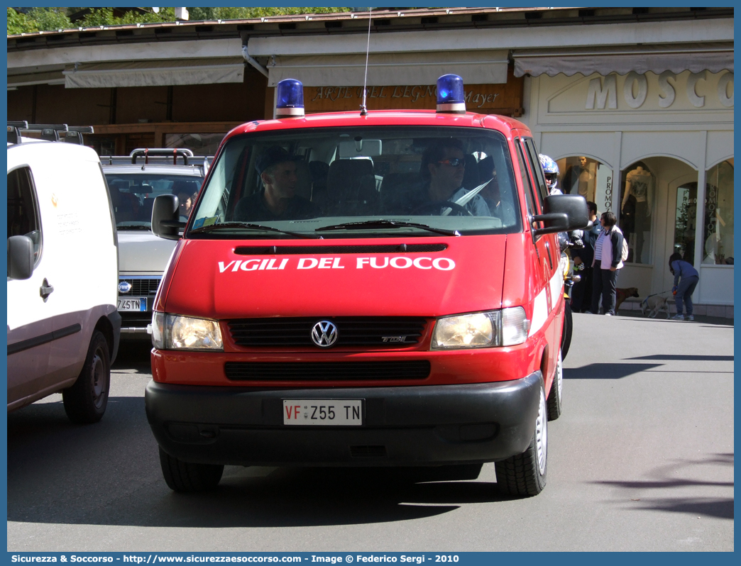 VF Z55TN
Corpo Vigili del Fuoco Volontari Caldonazzo
Volkswagen Transporter T4 restyling
Parole chiave: VF;V.F.;Vigili del Fuoco;Vigili;Fuoco;Volontari;Caldonazzo;Volkswagen;Transporter T4 restyling;Z55TN