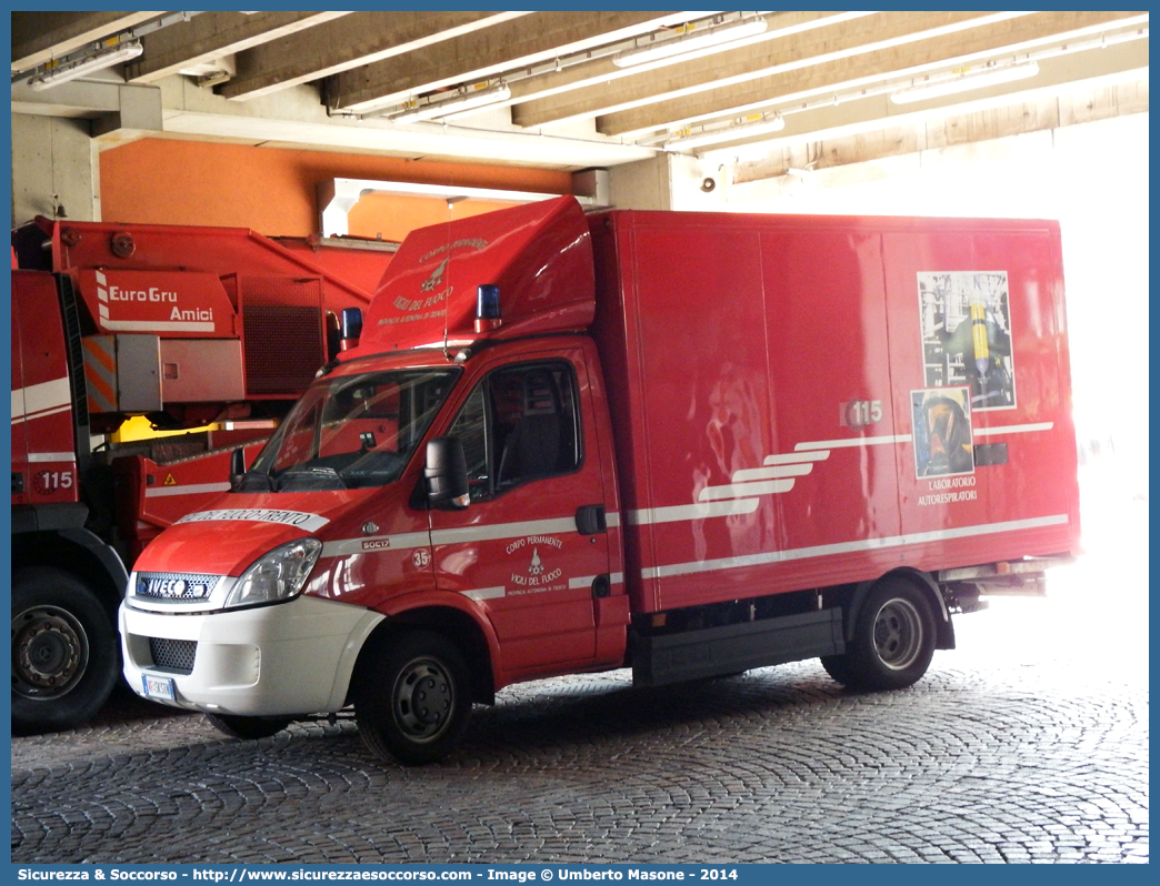 VF 3K3TN
Corpo Permanente dei Vigili del Fuoco Trento
Iveco Daily 50C17 IV serie
Laboratorio Autorespiratori
Parole chiave: VF;V.F.;Vigili del Fuoco;Vigili;Fuoco;Corpo;Permanente;Trento;Iveco;Daily;50C17;Laboratorio;Autorespiratori