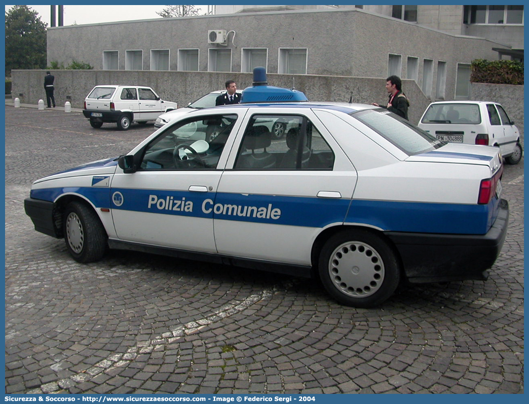 -
Polizia Comunale
Comune di Fontanafredda
Alfa Romeo 155
Parole chiave: Polizia;Locale;Comunale;Municipale;Comunale;Alfa;Romeo;155