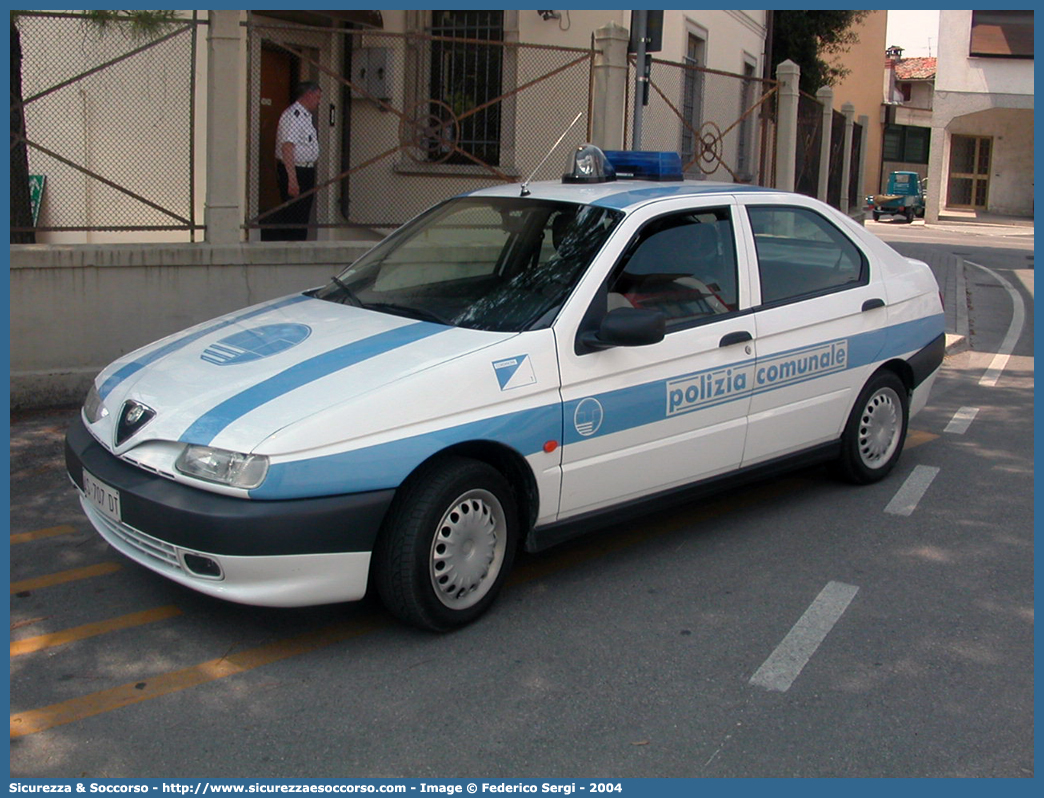 -
Polizia Comunale
Comune di Cordenons
Alfa Romeo 146
Parole chiave: Polizia;Locale;Comunale;Municipale;Cordenons;Alfa;Romeo;146