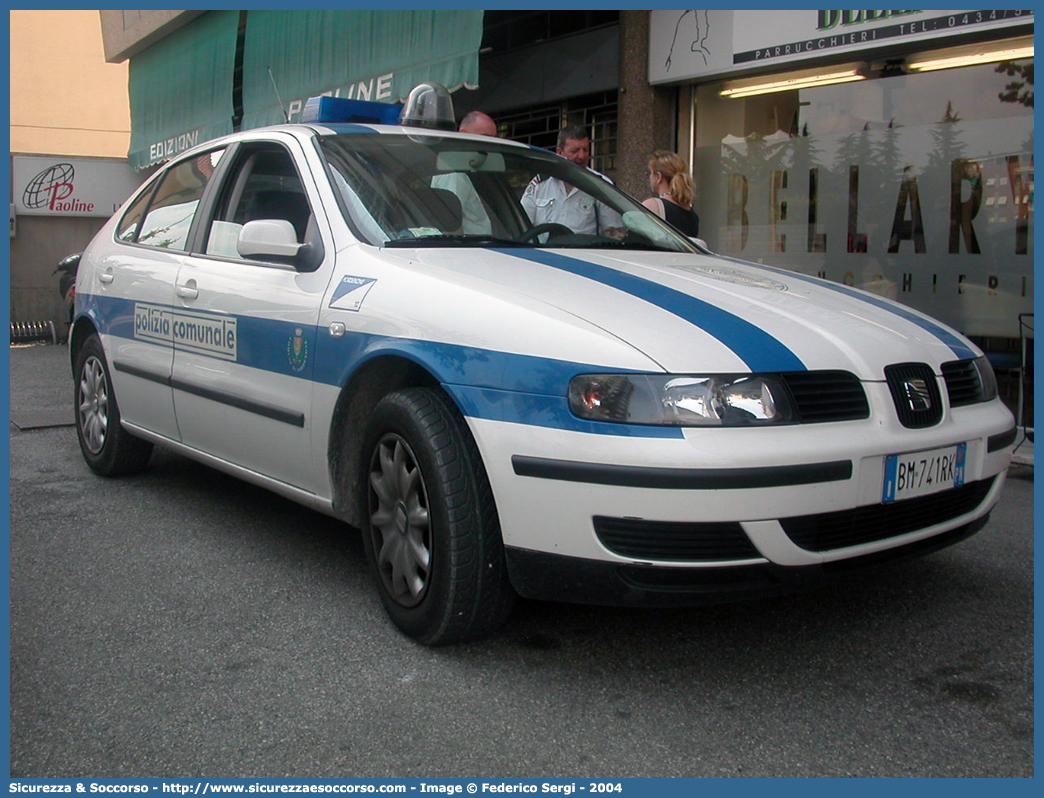 -
Polizia Locale
Comune di Pordenone
Seat Leon I serie
Parole chiave: PL;P.L.;PM;P.M.;Polizia;Locale;Municipale;Pordenone;Seat;Leon