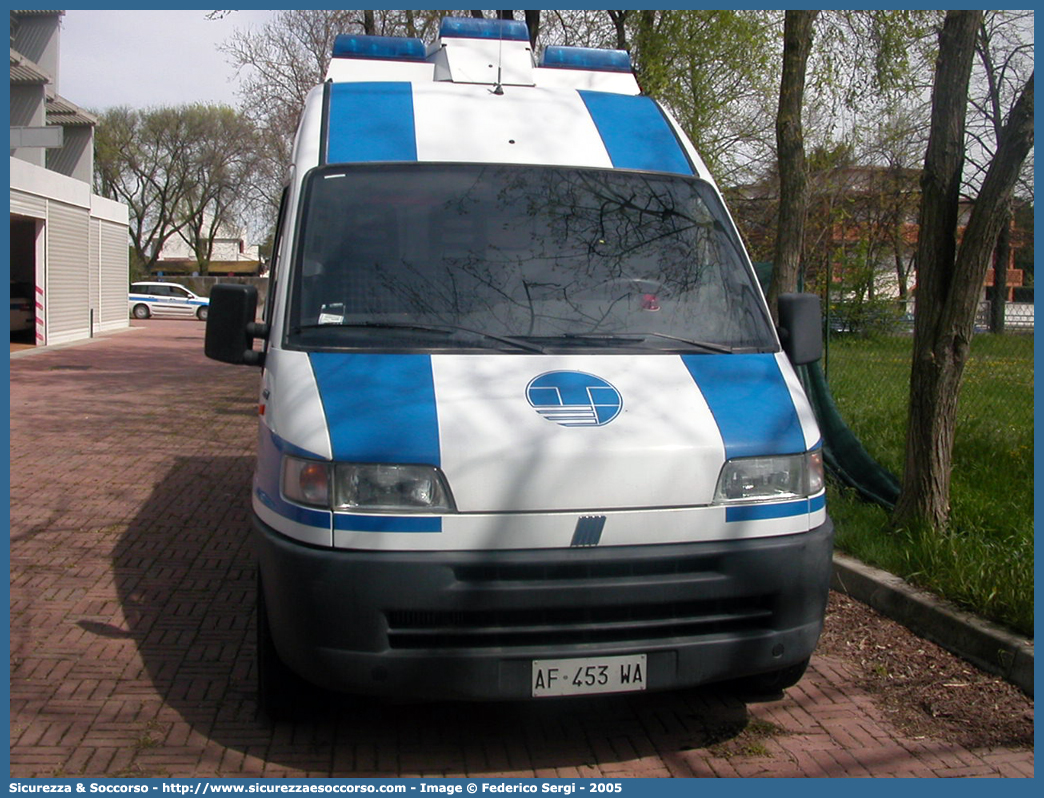 -
Polizia Municipale
Comune di Lignano Sabbiadoro
Fiat Ducato II serie
Allestitore Orlandi S.r.l.
Parole chiave: Polizia;Locale;Comunale;Municipale;Lignano;Sabbiadoro;Fiat;Ducato;Orlandi