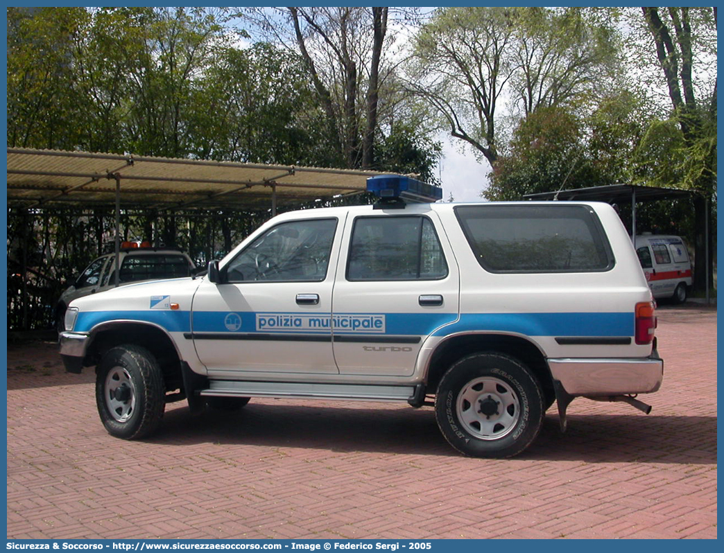 -
Polizia Municipale
Comune di Lignano Sabbiadoro
Toyota 4Runner II serie
Parole chiave: Polizia;Locale;Comunale;Municipale;Lignano;Sabbiadoro;Toyota;4Runner